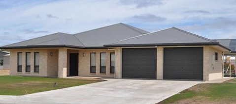 Blackbird Industries - Builders Sunshine Coast 0