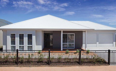Gallery Living - Builders Sunshine Coast 0