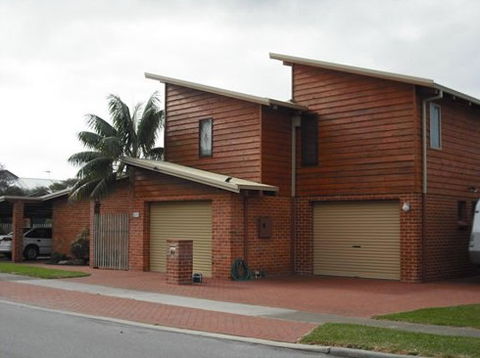 Docking A.R. & D.A. - Builders Sunshine Coast 1