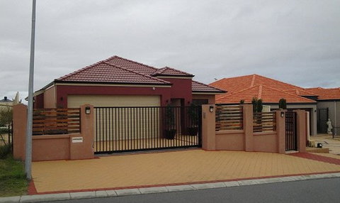 Ausmak Holdings Pty Ltd - Builders Sunshine Coast 1