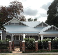 M J Bright Builders - Builders Sunshine Coast