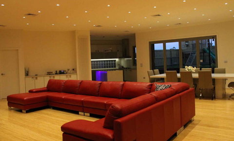 St George Modern Constructions - Builders Sunshine Coast 0