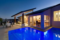 Find builder in Upper Coomera with Builders Sunshine Coast Builders Sunshine Coast